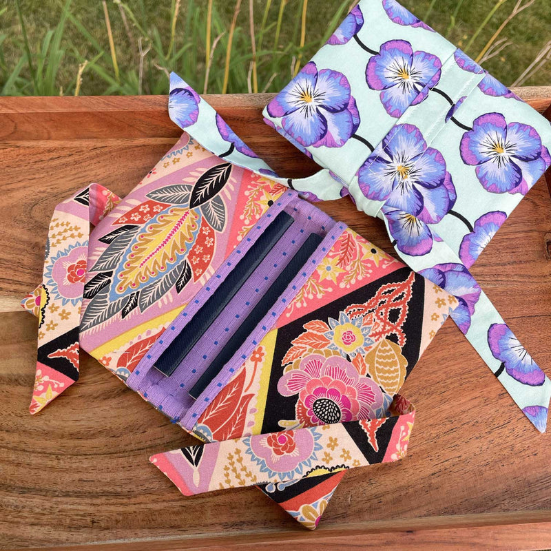 Iconic - Lavender Pansy